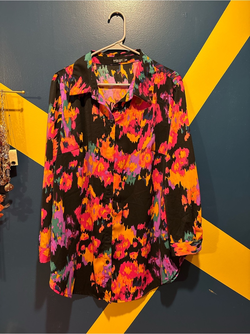 Joress Curve Black Floral Long Sleeve Button Down Blouse NWOT